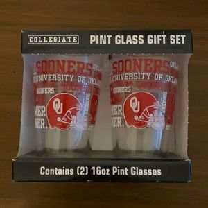 Pint glasses